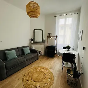  Appartement Joli Sur Le Port